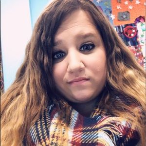 Meet your Posher, Shelli